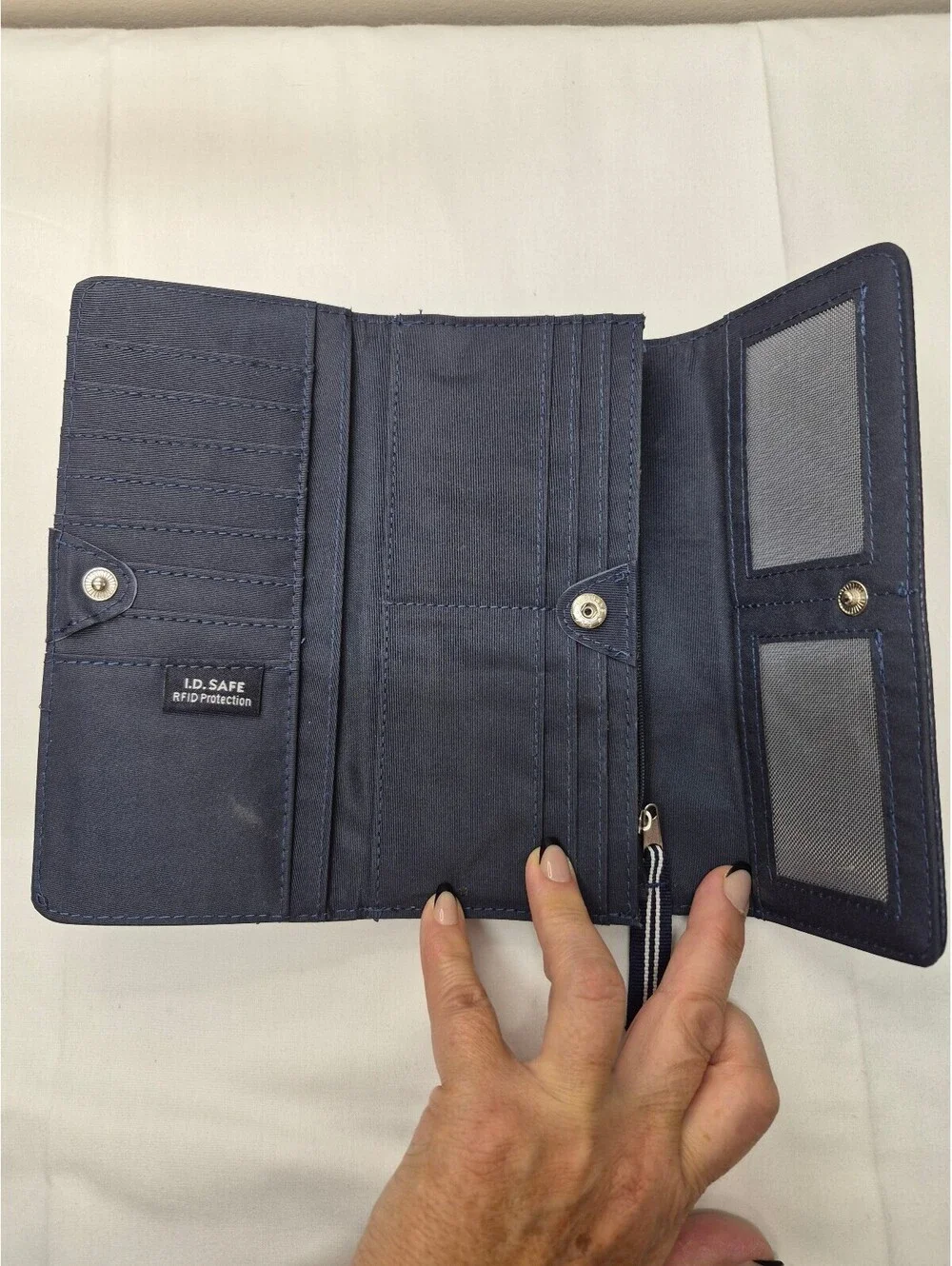 Nautica Navy Blue RFID Protection Trifold Wallet with Zippered Coin Pocket B453
